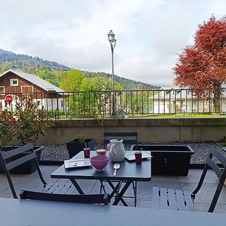 Le Joly Mont Apartment *
